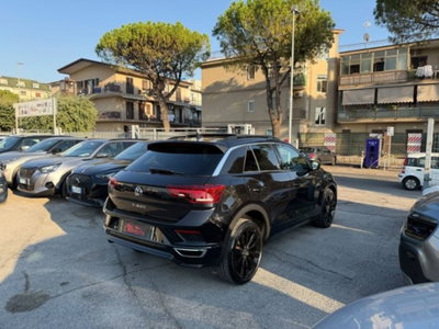 Volkswagen T-Roc 2.0 tdi R-Line 115cv (3)