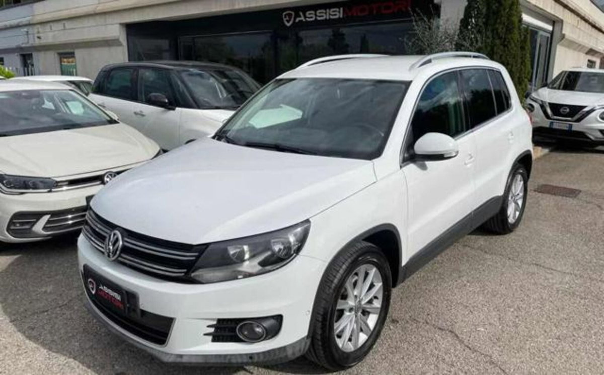 Volkswagen Tiguan 2.0 TDI 110 CV Sport & Style BlueMotion Tech. (2)