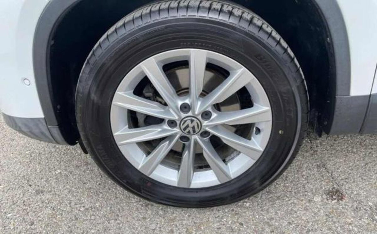 Volkswagen Tiguan 2.0 TDI 110 CV Sport & Style BlueMotion Tech. (20)