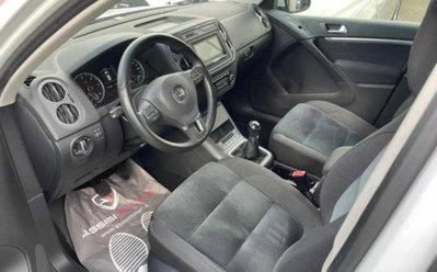 Volkswagen Tiguan 2.0 TDI 110 CV Sport & Style BlueMotion Tech. (6)