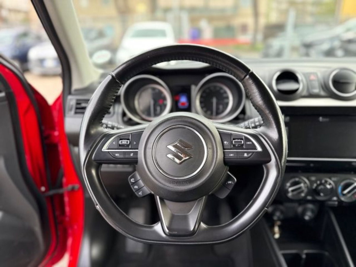 Suzuki Swift 1.2h Top 2wd (10)