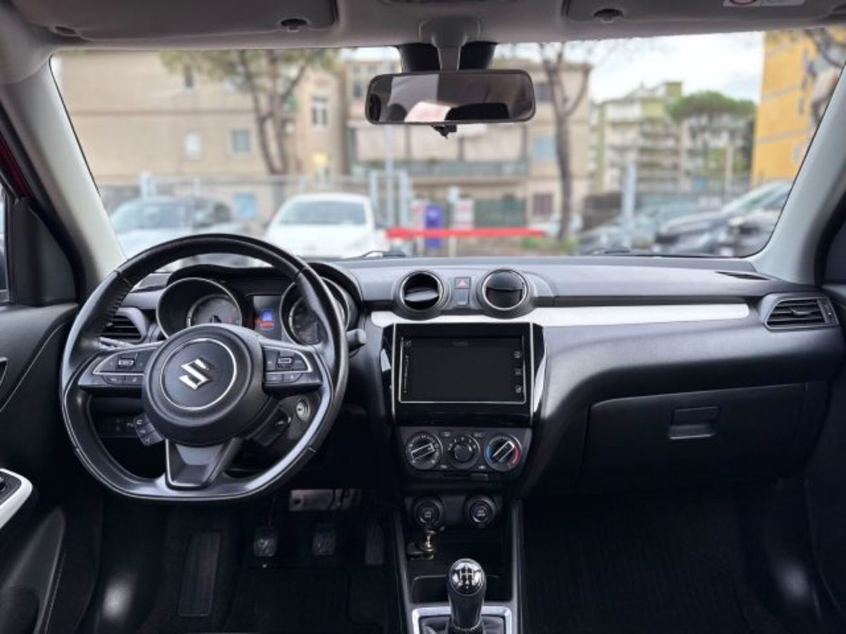 Suzuki Swift 1.2h Top 2wd (12)