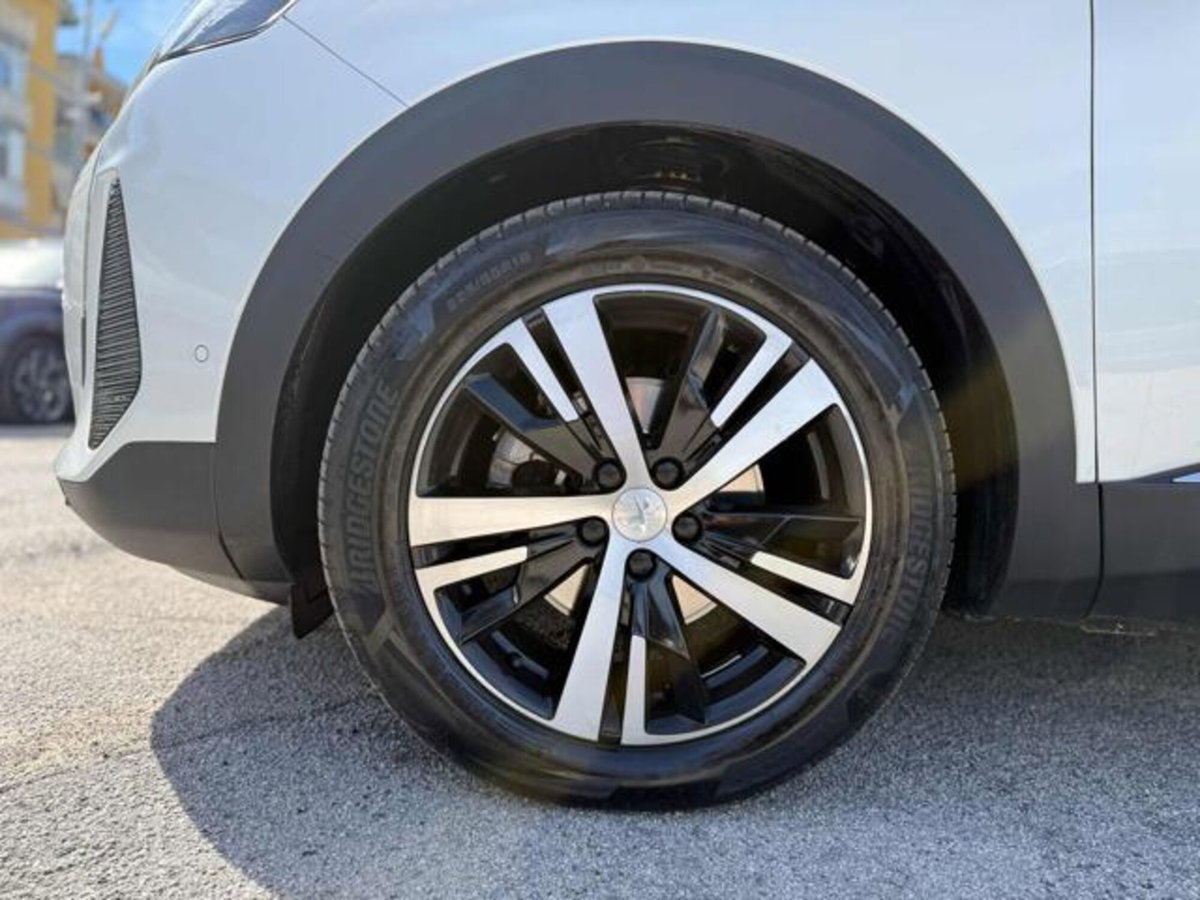 Peugeot 3008 BlueHDi 130 S&S EAT8 GT Pack (8)
