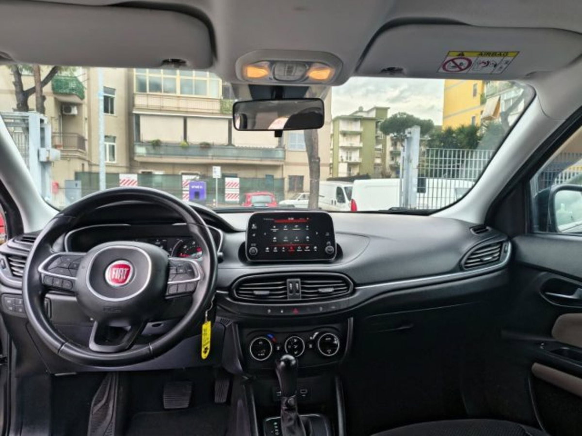Fiat Tipo Station Wagon Tipo 1.6 Mjt S&S DCT SW Lounge (11)