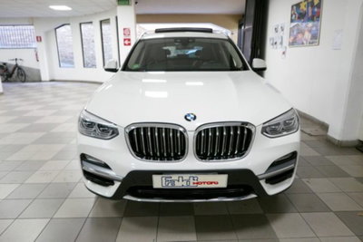 BMW X3 xDrive20d Luxury (2)