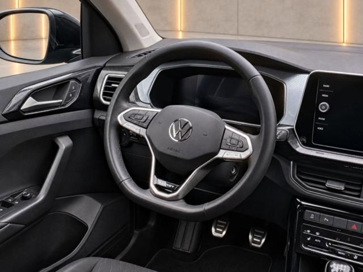 Volkswagen T-Cross 1.0 TSI Sport (11)
