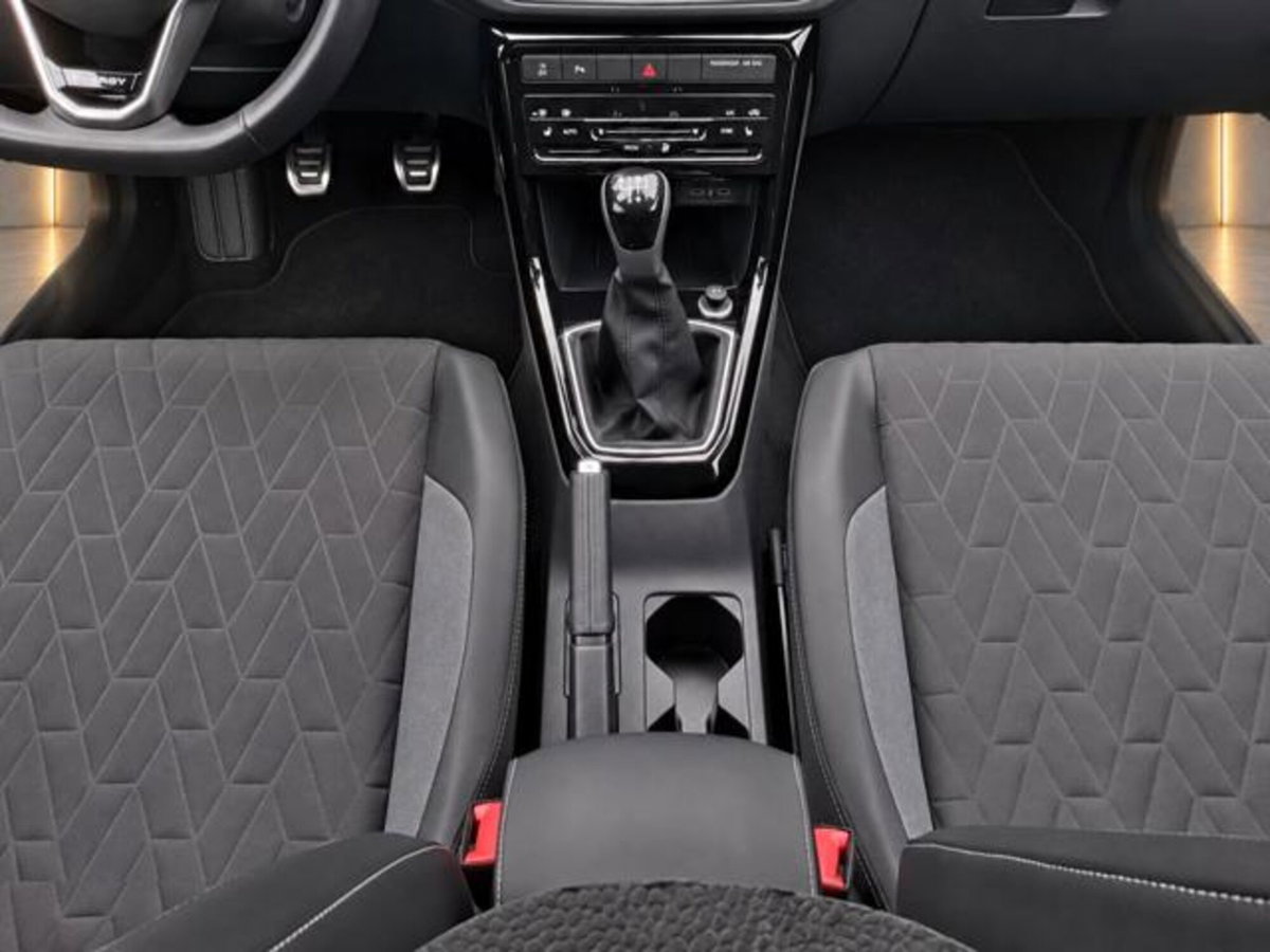 Volkswagen T-Cross 1.0 TSI Sport (12)