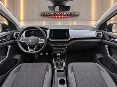 Volkswagen T-Cross 1.0 TSI Sport (9)