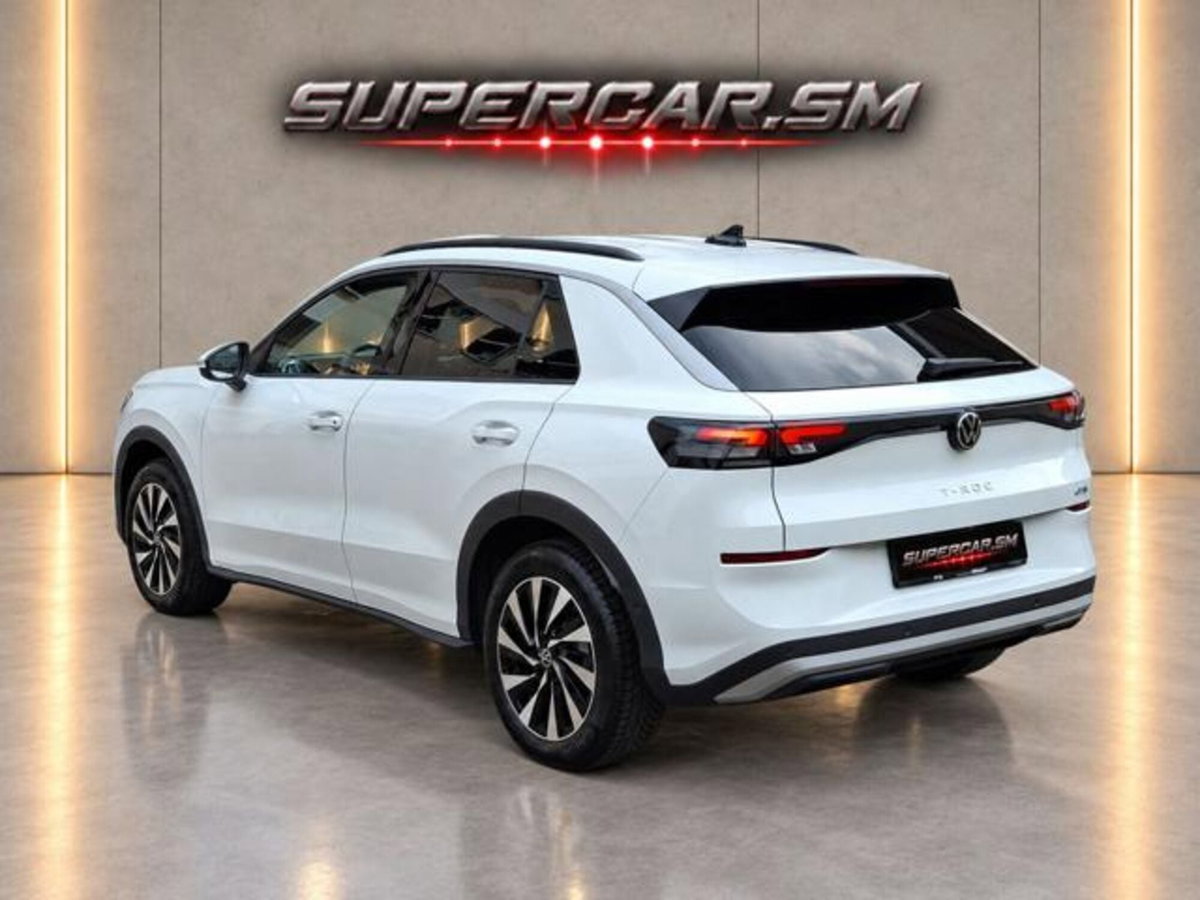Volkswagen T-Roc 1.5 etsi Life 115cv dsg (3)