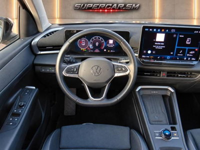 Volkswagen T-Roc 1.5 etsi Style 115cv dsg (10)