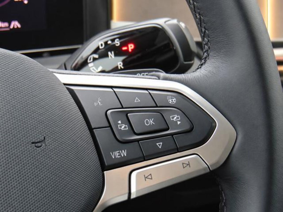 Volkswagen T-Roc 1.5 etsi Style 115cv dsg (13)