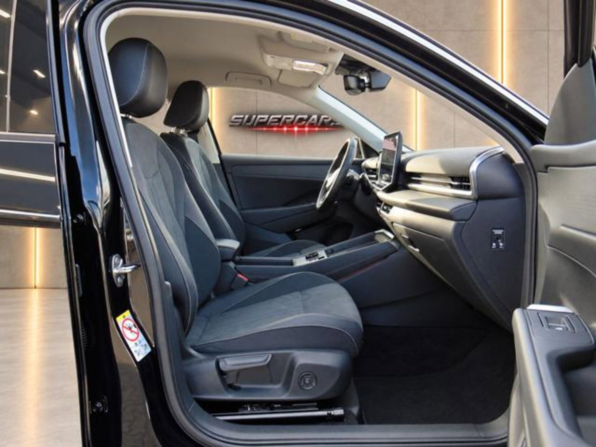 Volkswagen T-Roc 1.5 etsi Style 115cv dsg (8)