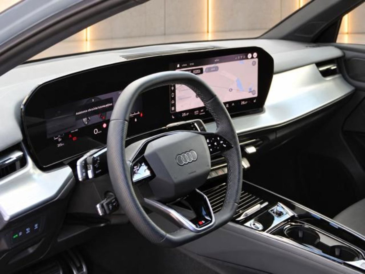 Audi Q3 Sportback 35 TDI quattro S tronic S line edition (13)
