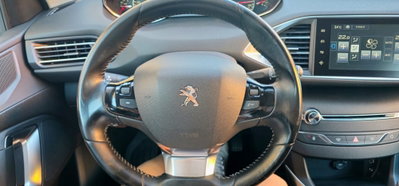 Peugeot 308 1.6 e-HDi 115 CV Stop&Start GT Line (16)