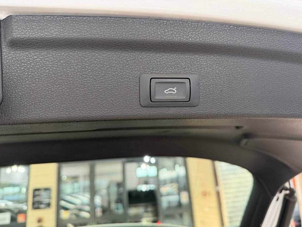 Audi Q3 Sportback 35 TDI quattro S tronic S line edition (12)