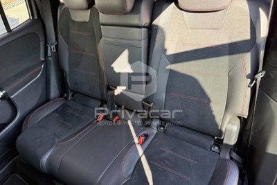 Mercedes-Benz GLB 200 d AMG Line Premium auto (13)