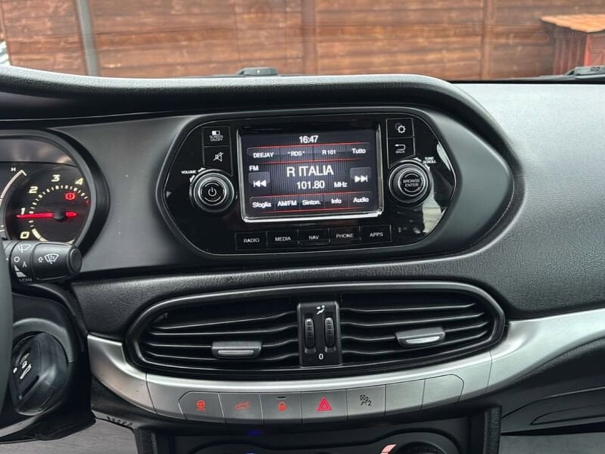Fiat Tipo Station Wagon Tipo 1.6 Mjt S&S SW Easy (16)