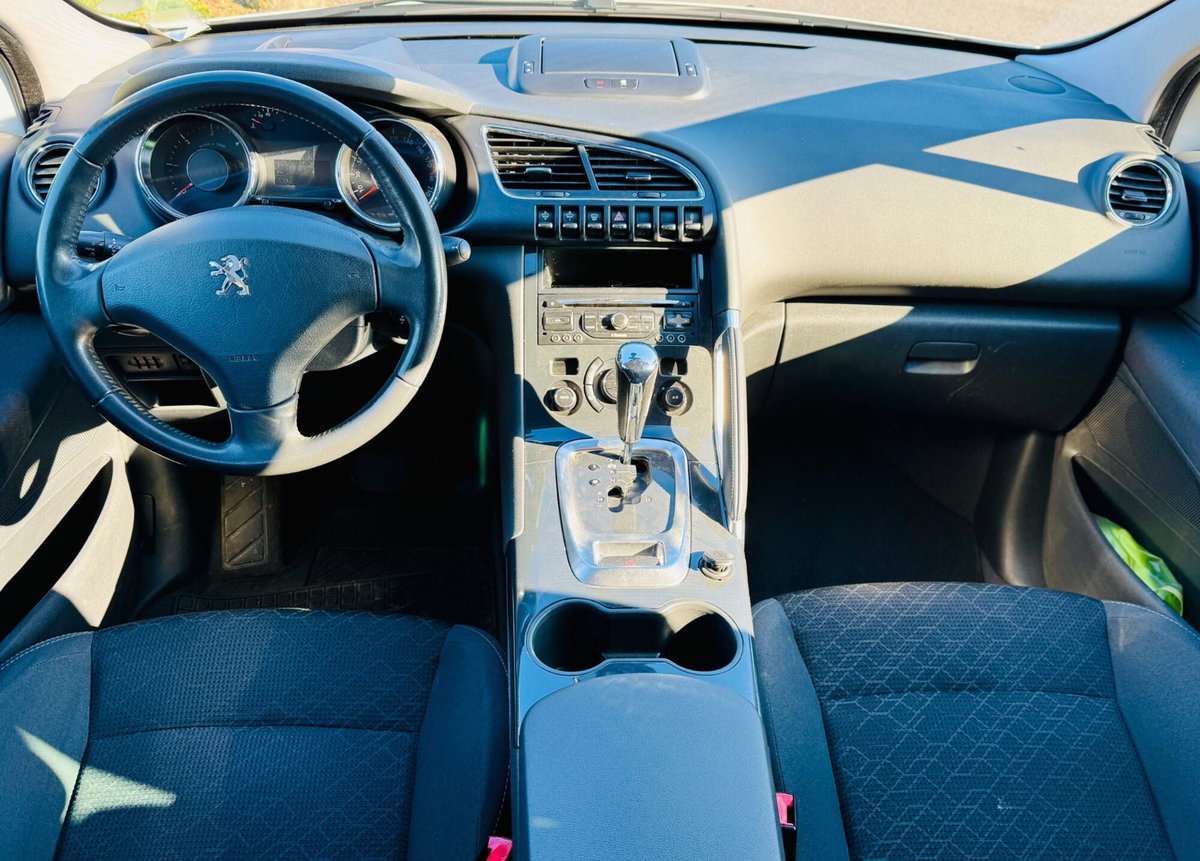 Peugeot 3008 2.0 HDi 163CV aut. Allure (19)