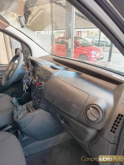 Fiat Qubo 1.3 MJT 80 CV Lounge (12)