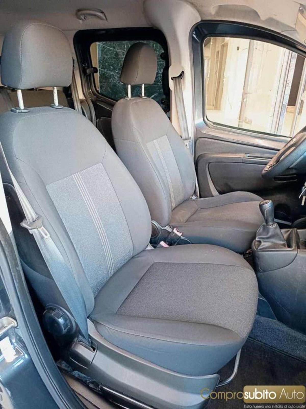 Fiat Qubo 1.3 MJT 80 CV Lounge (13)