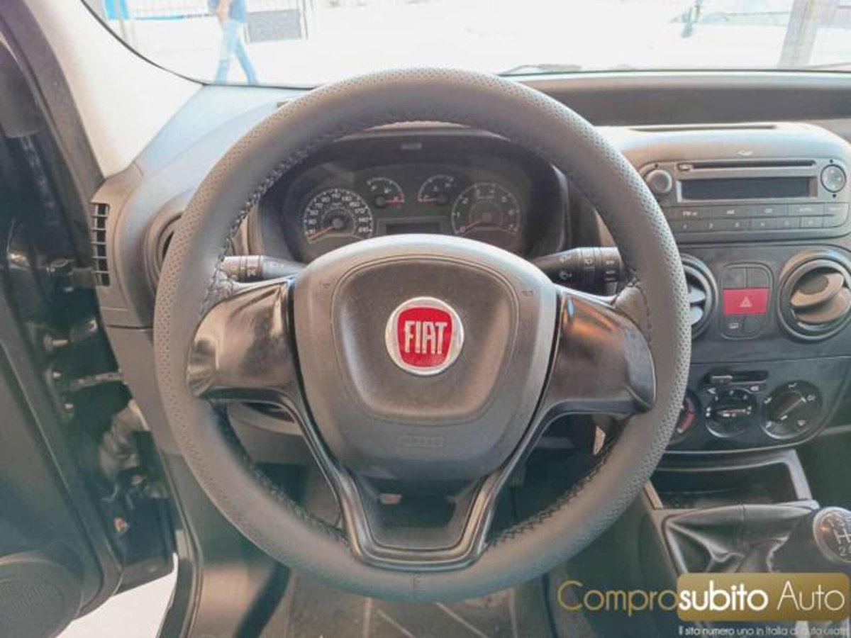 Fiat Qubo 1.3 MJT 80 CV Lounge (17)