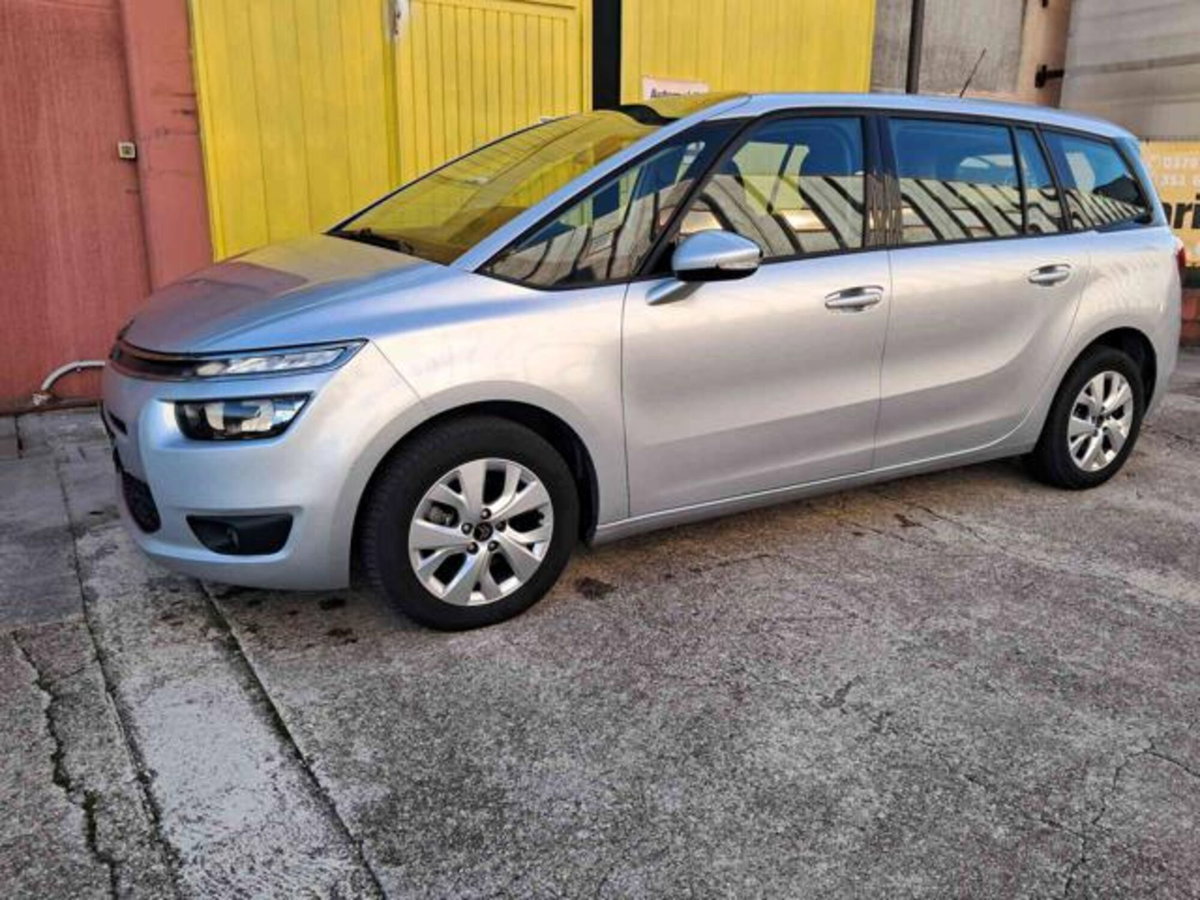 Citroen Grand C4 Picasso 1.6 e-HDi 115 Exclusive (2)