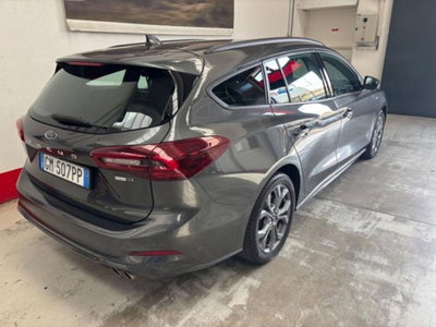 Ford Focus Station Wagon 1.0 EcoBoost Hybrid 125CV Powershift SW ST-Line Design (13)
