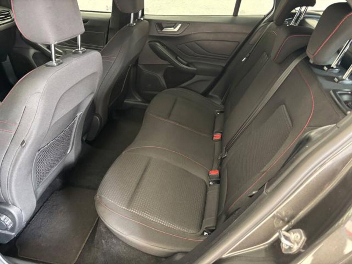 Ford Focus Station Wagon 1.0 EcoBoost Hybrid 125CV Powershift SW ST-Line Design (6)