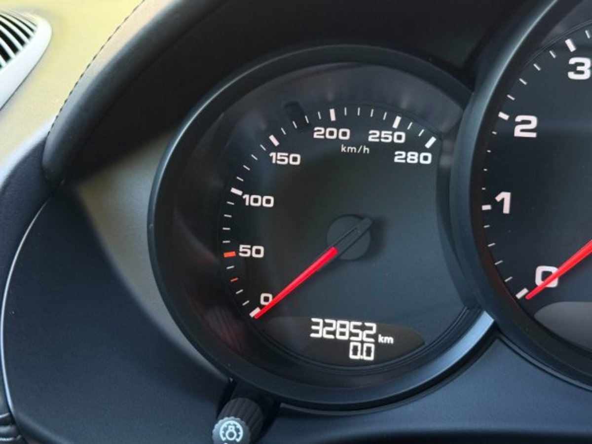 Porsche 718 Cayman  Cayman 2.0 300cv (9)