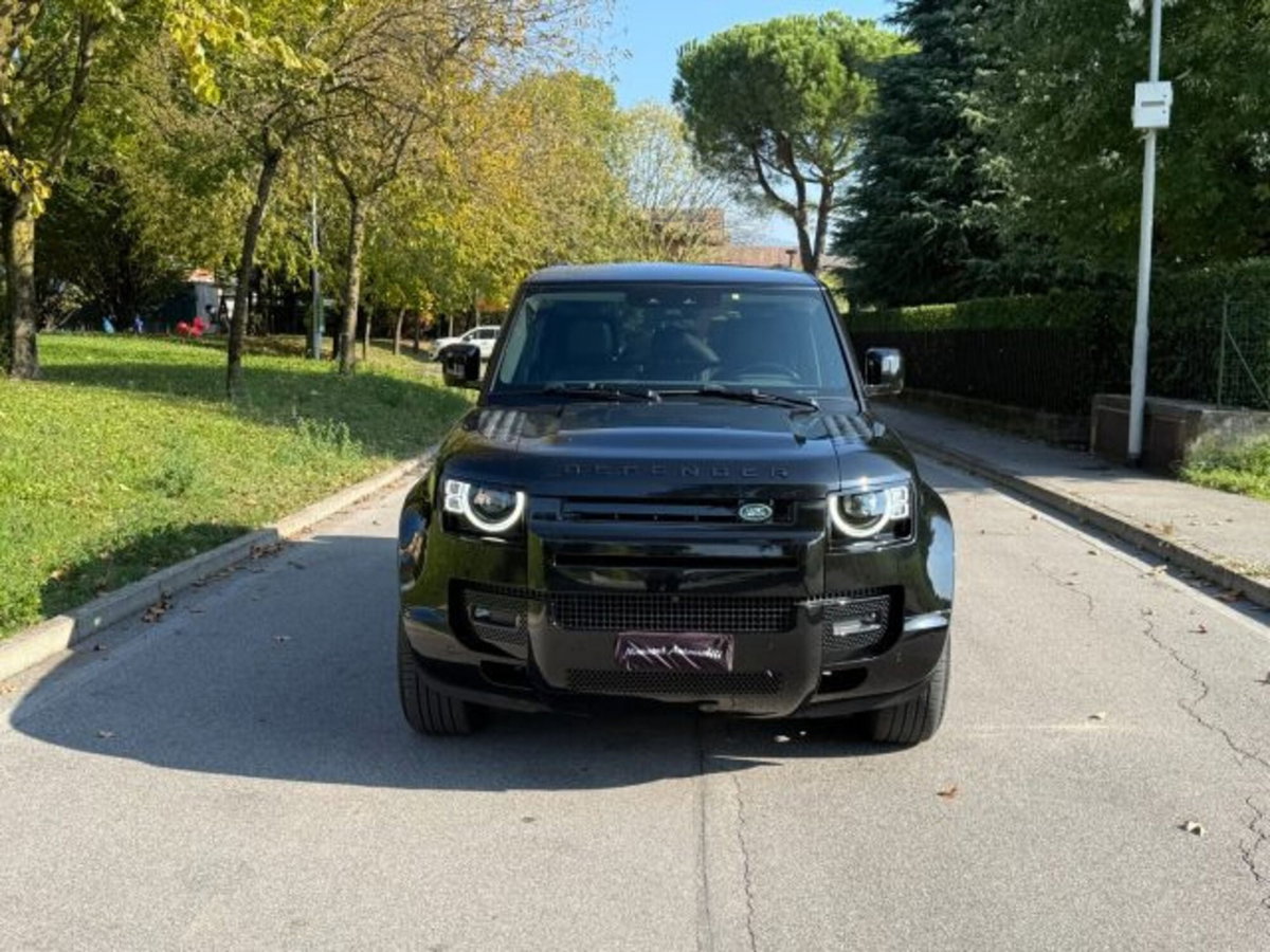 Land Rover Defender 110 3.0d i6 mhev XS Edition awd 250cv auto (14)