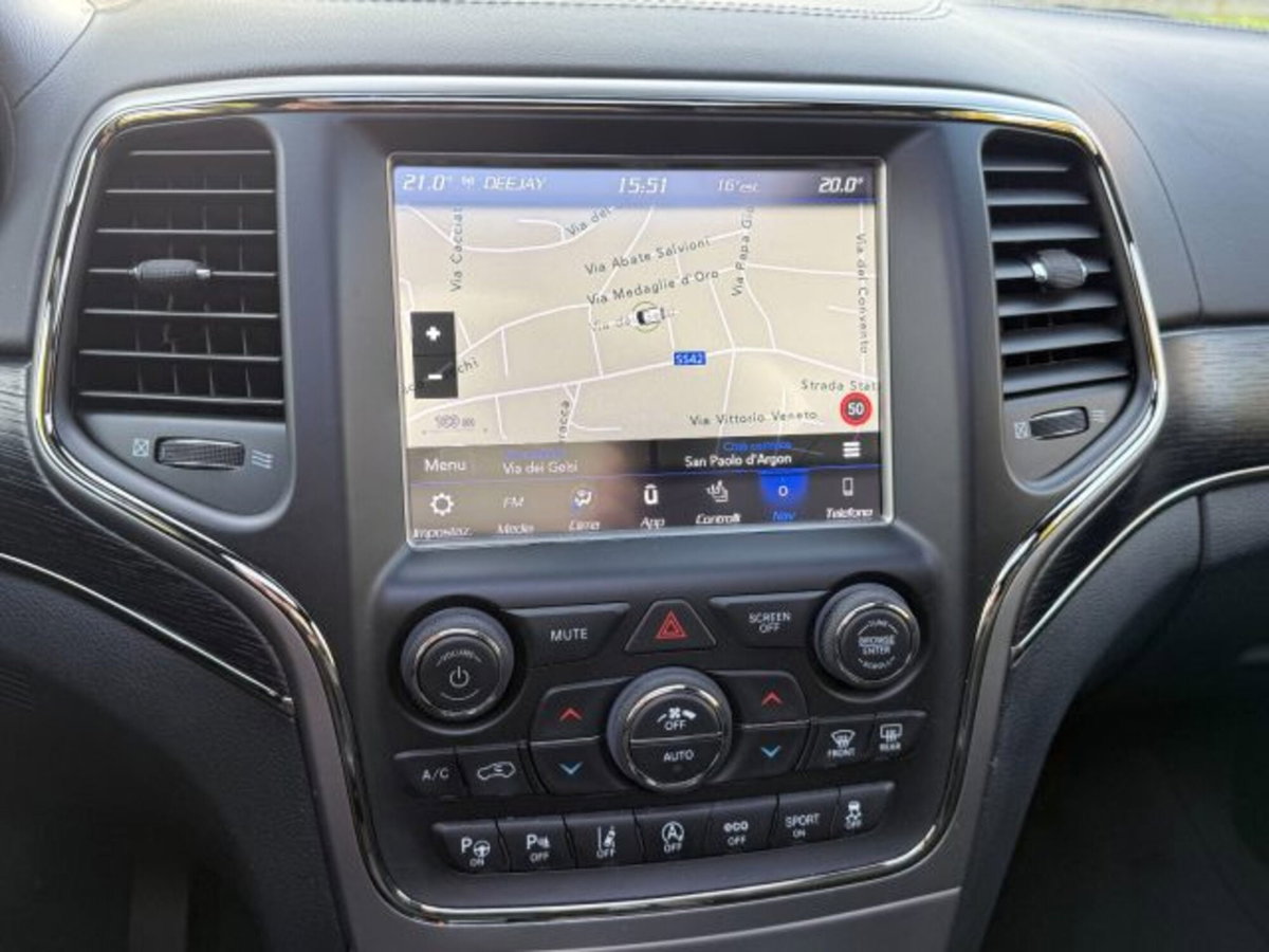 Jeep Grand Cherokee 3.0 V6 CRD 250 Multijet II S Model (17)