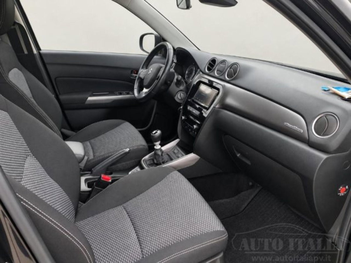 Suzuki Vitara 1.4 Hybrid 4WD AllGrip Easy Top (9)