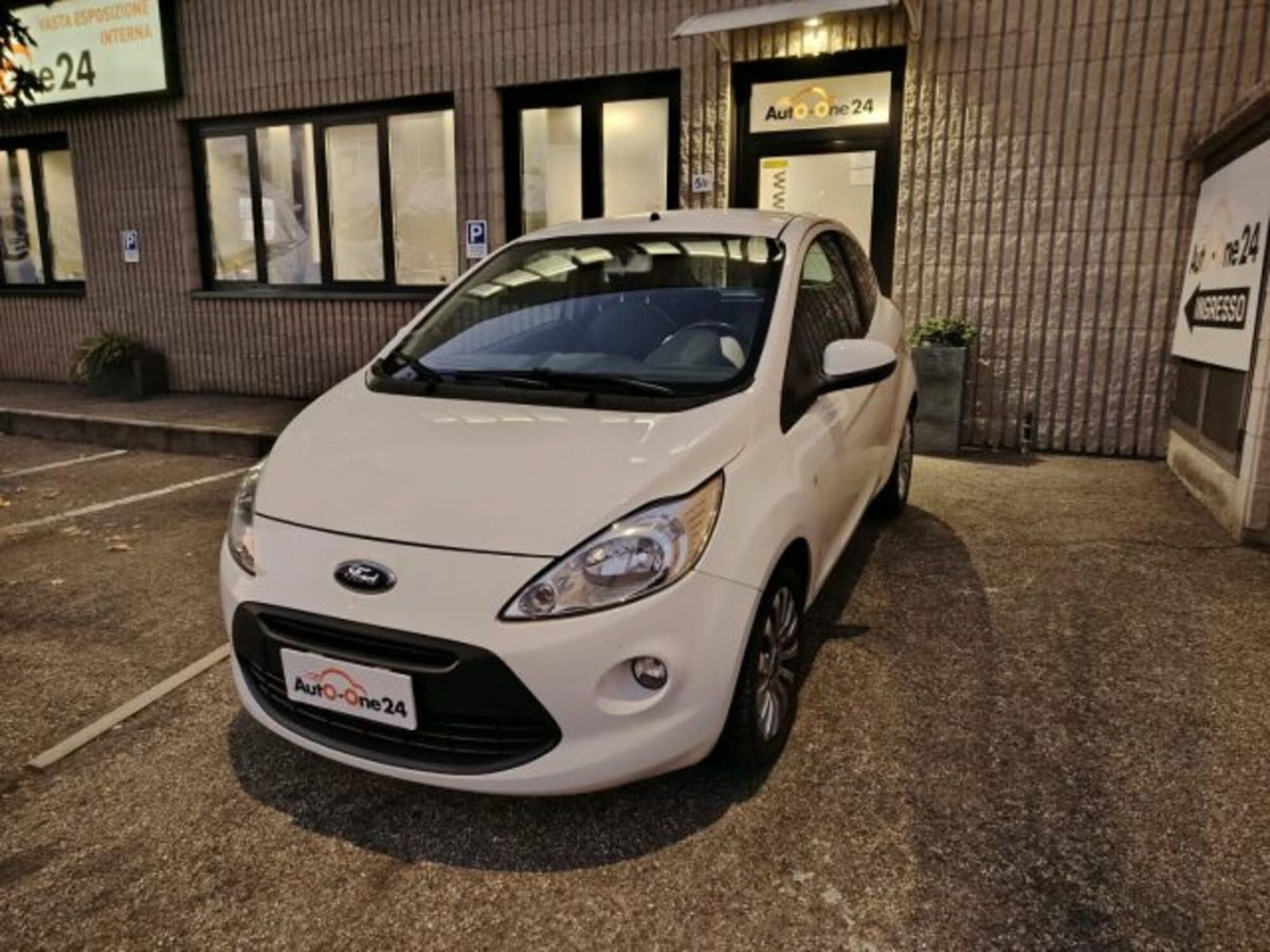Ford Ka 1.2 8V 69CV Titanium (2)