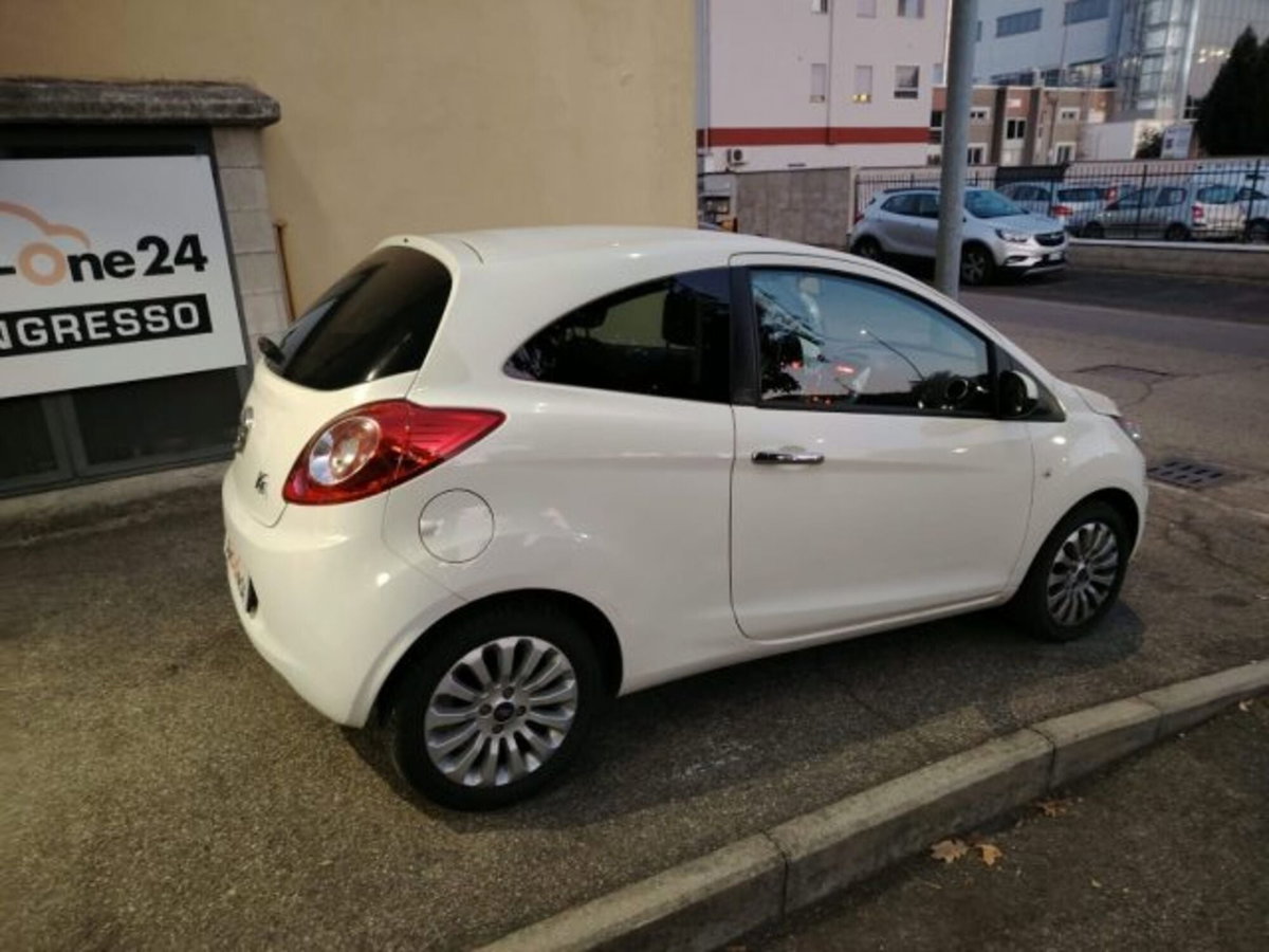 Ford Ka 1.2 8V 69CV Titanium (7)