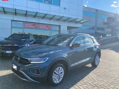Volkswagen T-Roc 1.5 tsi Life dsg (2)