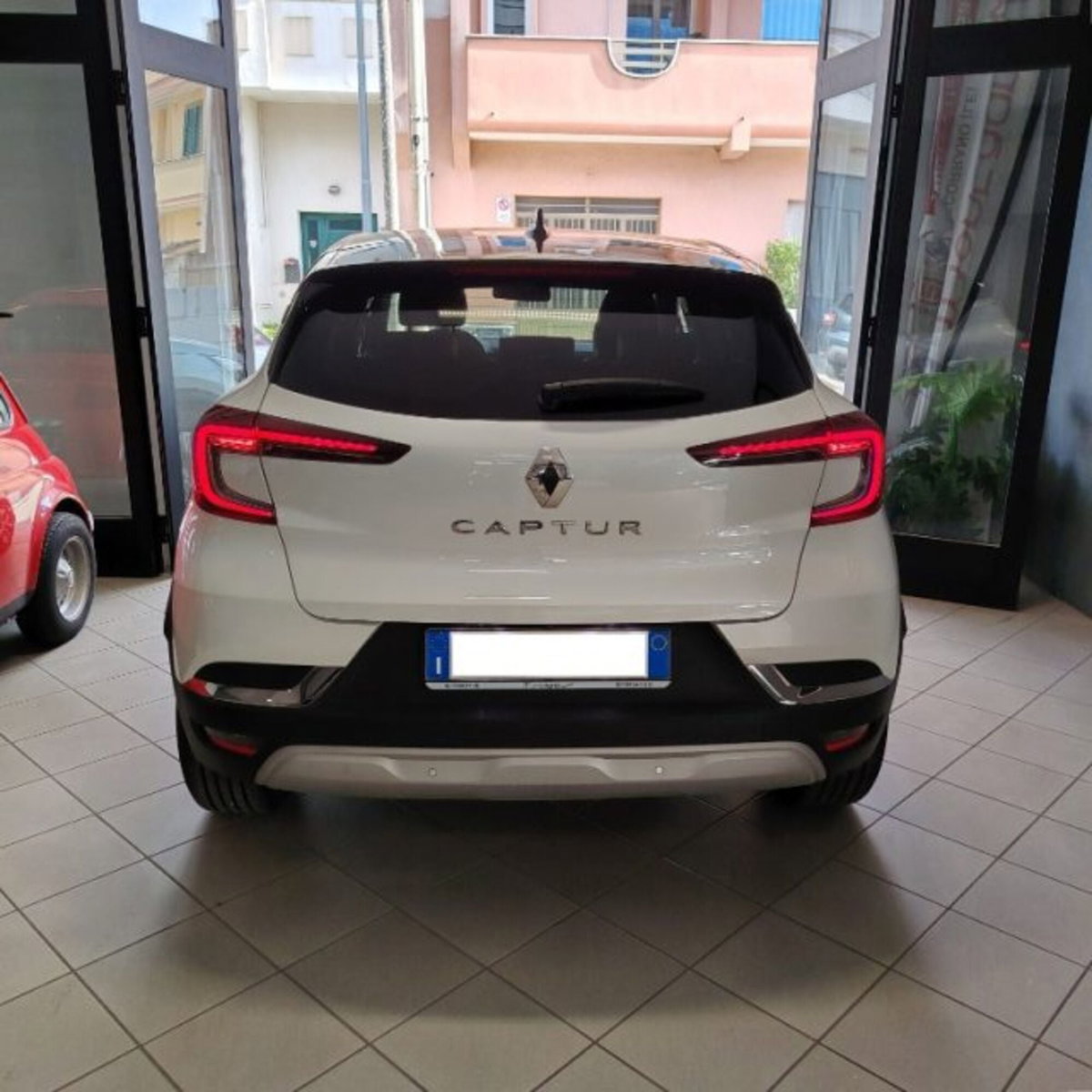 Renault Captur TCe 100 CV GPL FAP Intens (3)