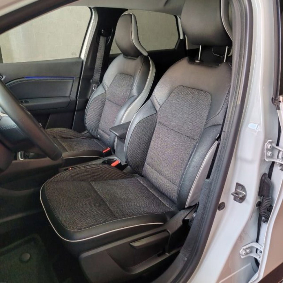 Renault Captur TCe 100 CV GPL FAP Intens (4)