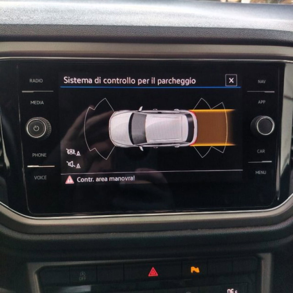 Volkswagen T-Roc 1.0 TSI R-Line (10)