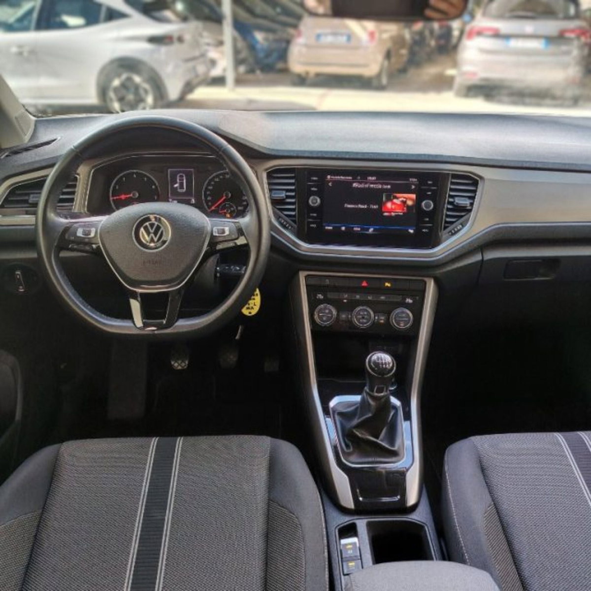 Volkswagen T-Roc 1.0 TSI R-Line (6)