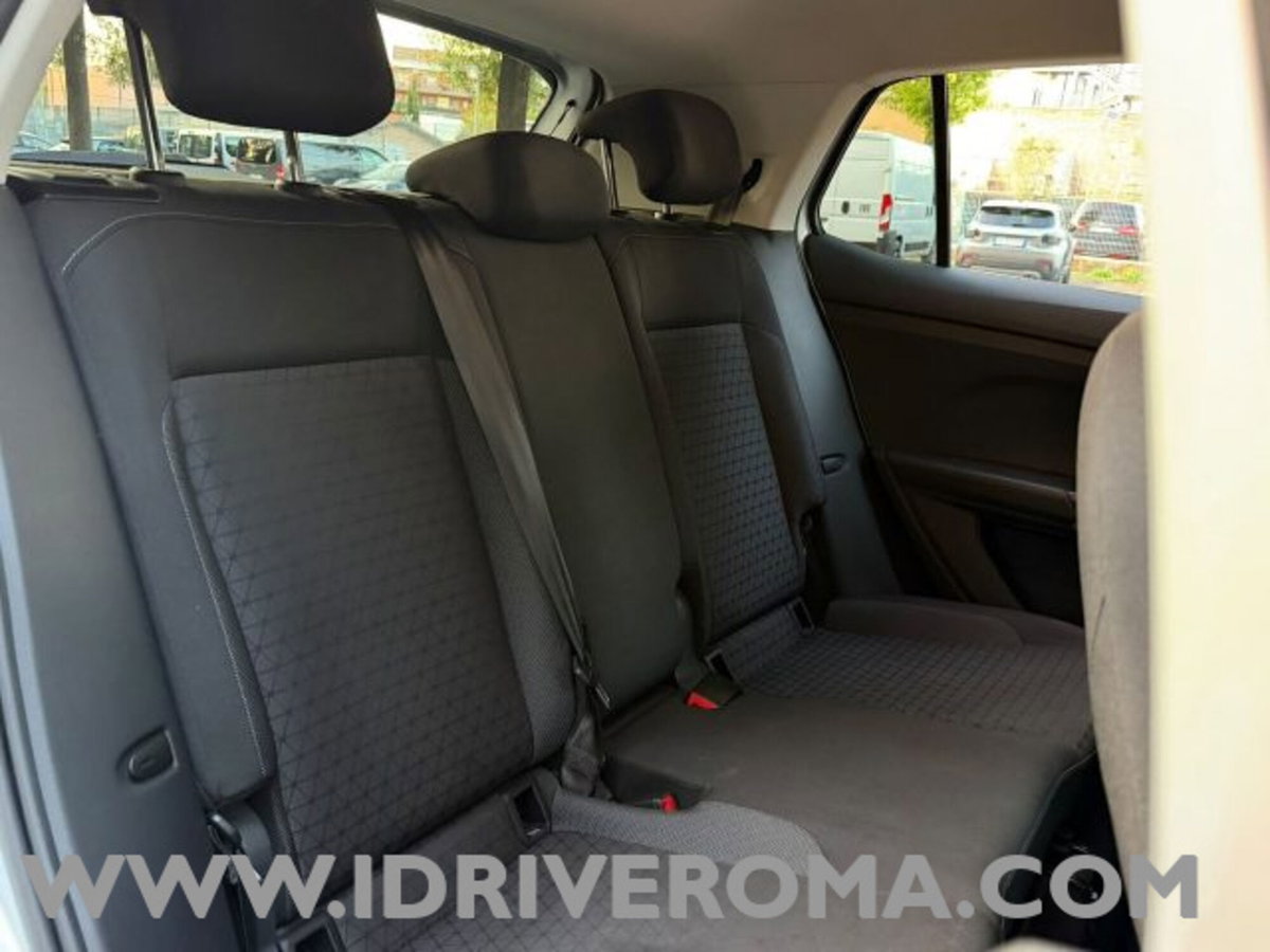 Volkswagen T-Cross 1.0 TSI 110 CV DSG Style (11)