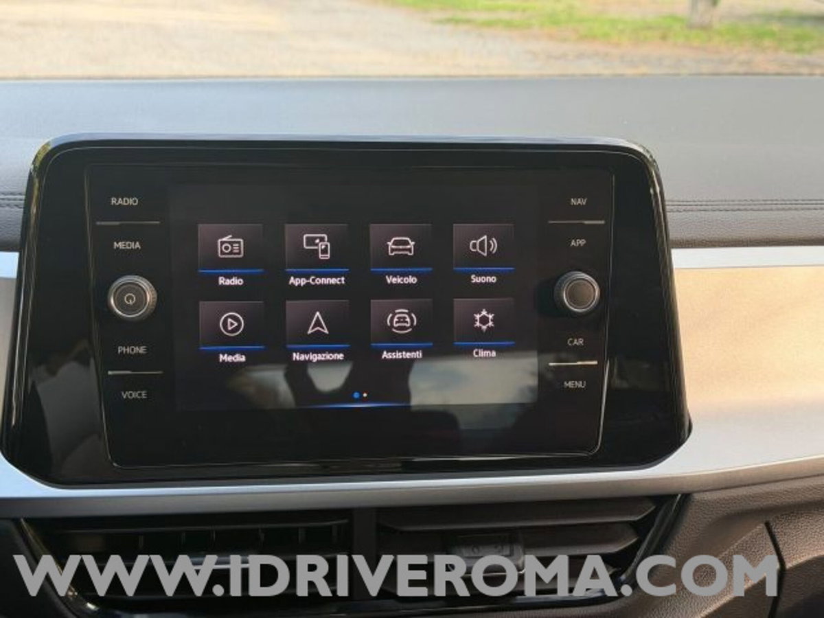 Volkswagen T-Roc 1.0 tsi Sport (13)