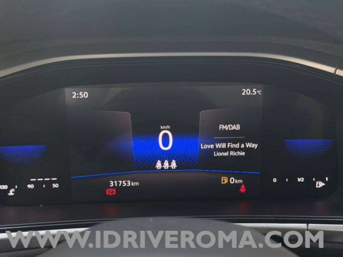 Volkswagen T-Roc 1.0 tsi Sport (16)