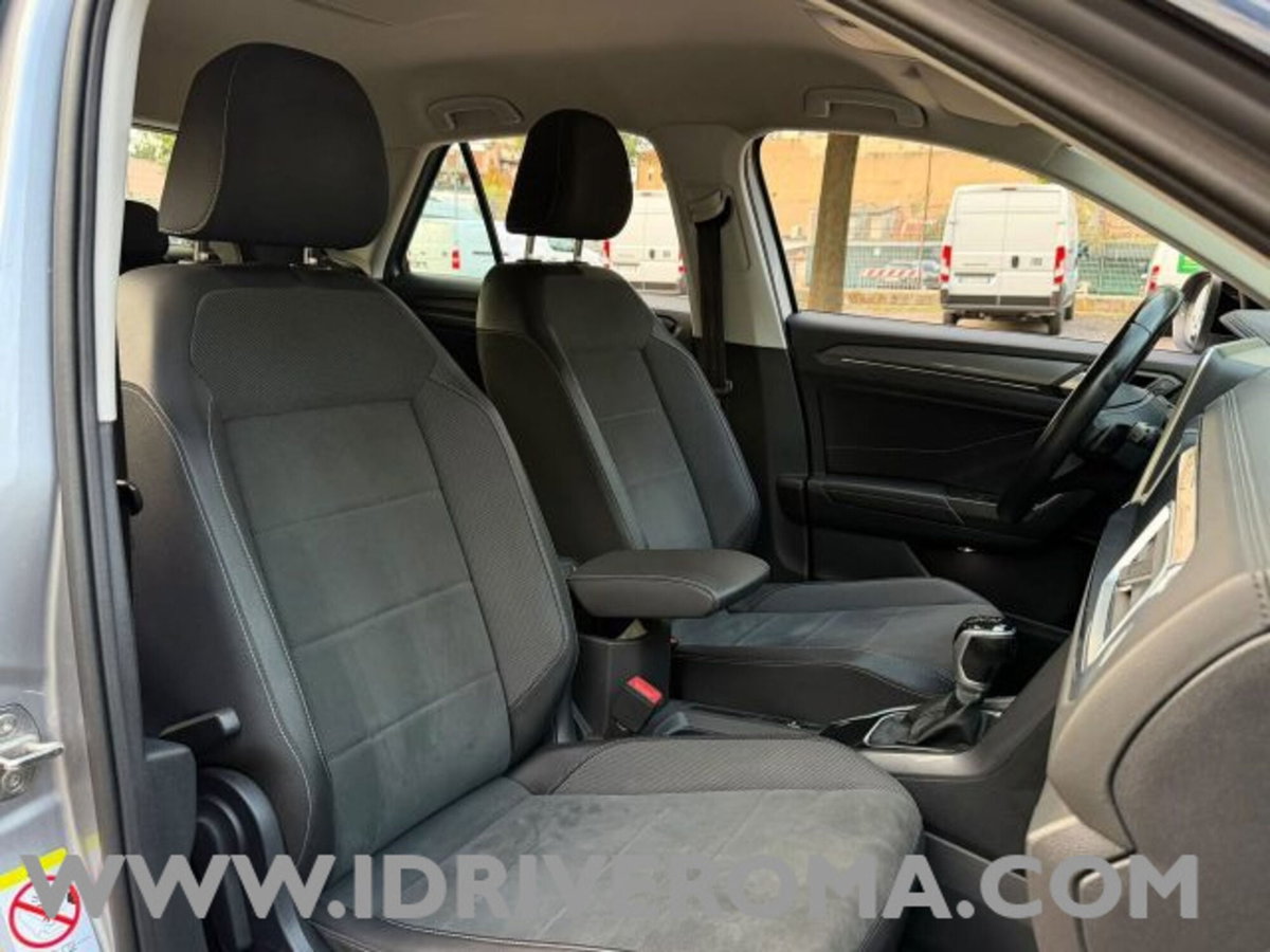 Volkswagen T-Roc 2.0 tdi Style 4motion 150cv dsg (9)