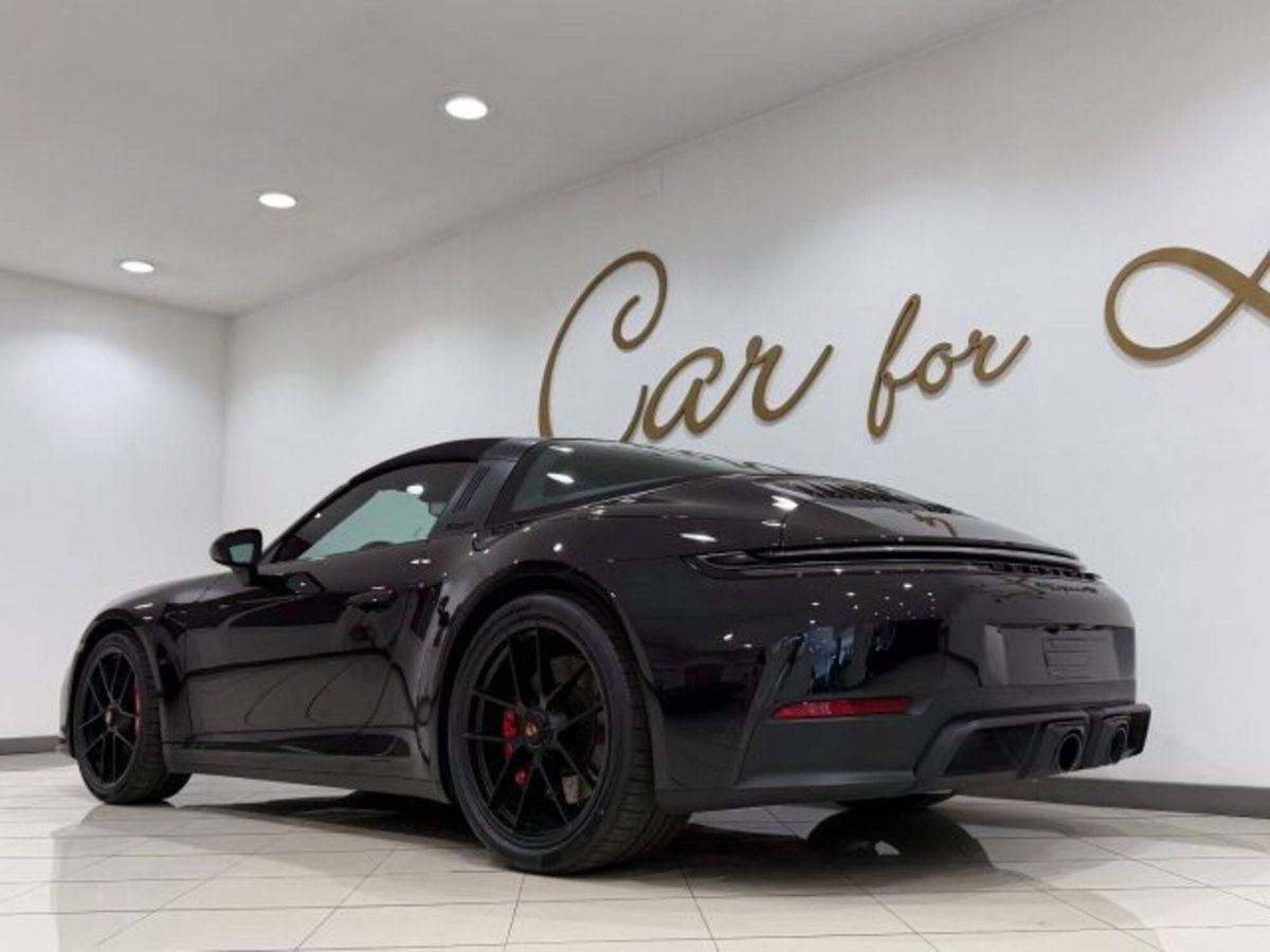 Porsche 911 Cabrio Targa 3.6 4 GTS auto (13)