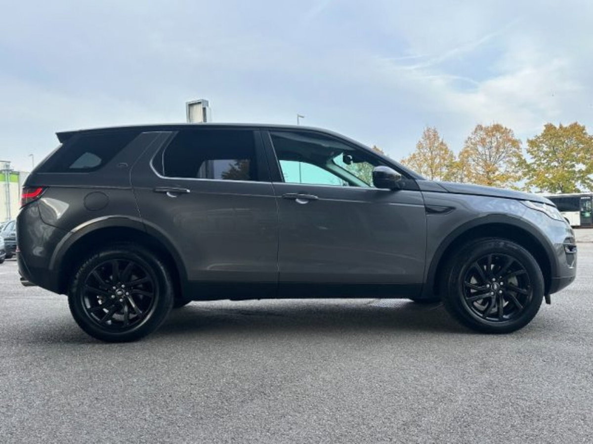 Land Rover Discovery Sport 2.0 TD4 150 CV SE (7)