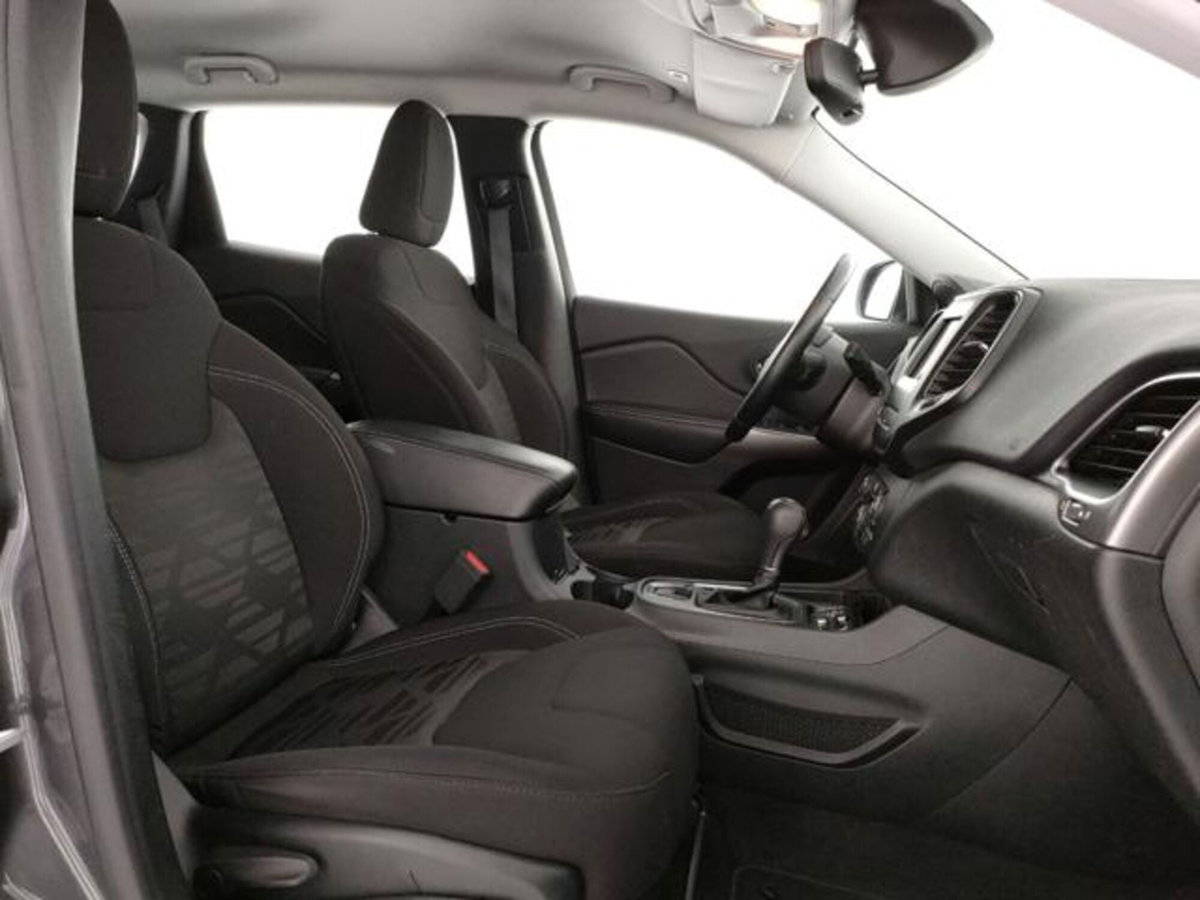 Jeep Cherokee 2.2 Mjt Longitude (7)