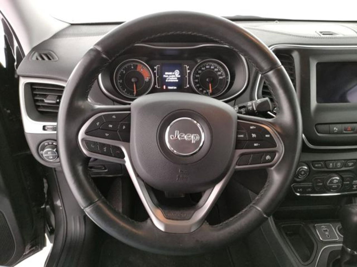 Jeep Cherokee 2.2 Mjt Longitude (9)