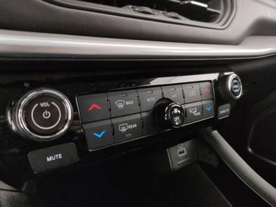 Jeep Compass 1.6 Multijet II 2WD Limited (14)