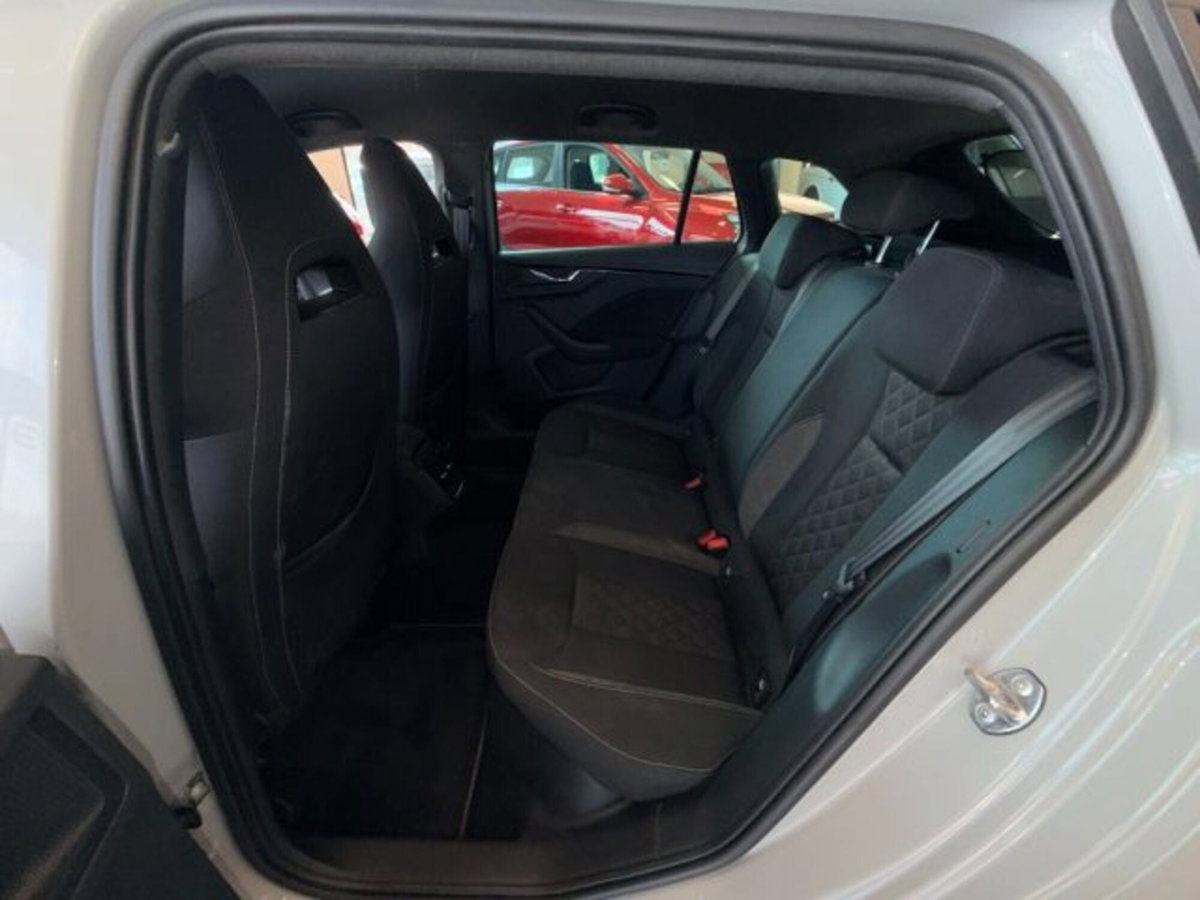Skoda Scala 1.0 G-Tec Sport (9)