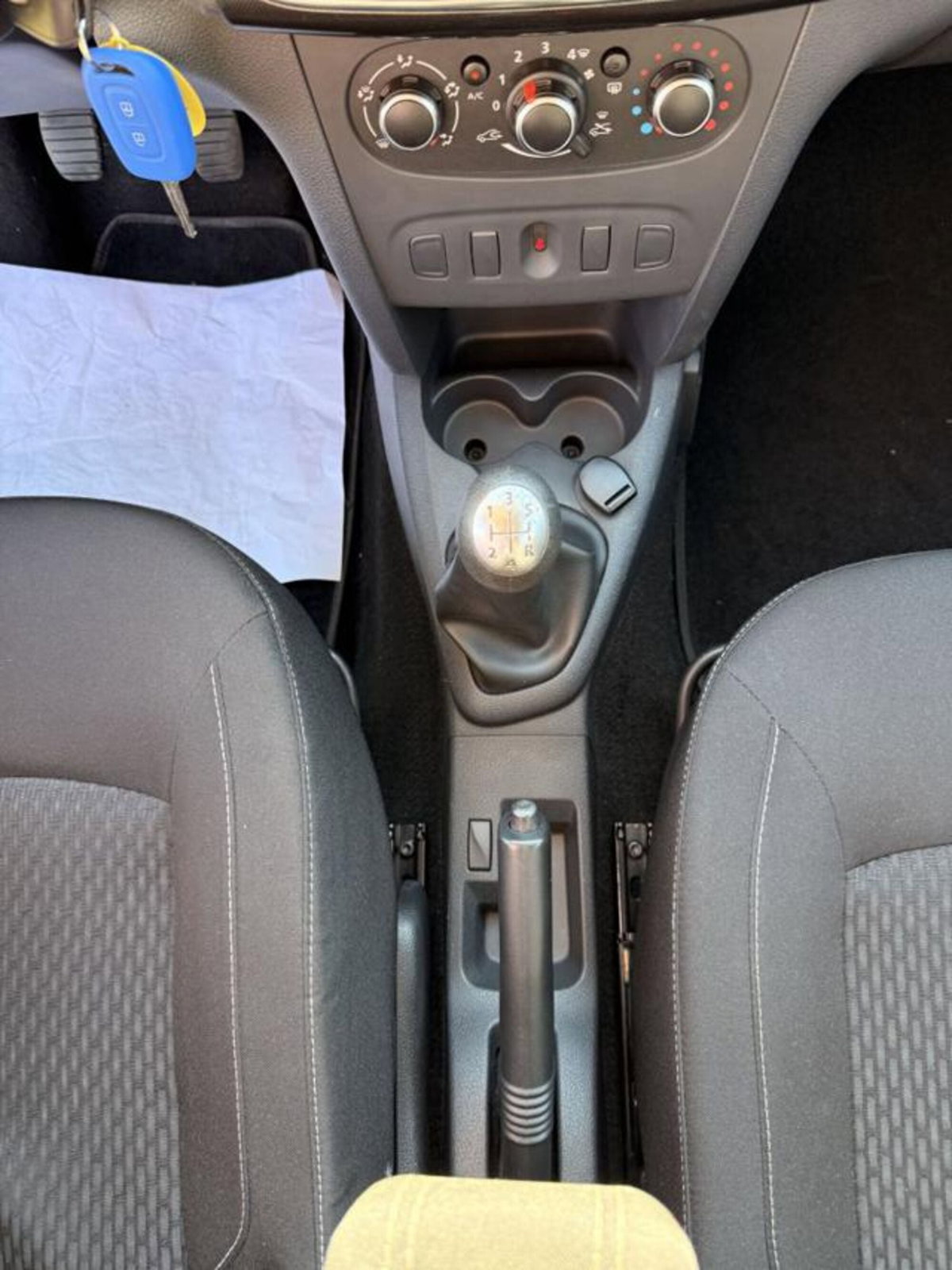 Dacia Sandero 1.0 SCe 12V 75CV (11)